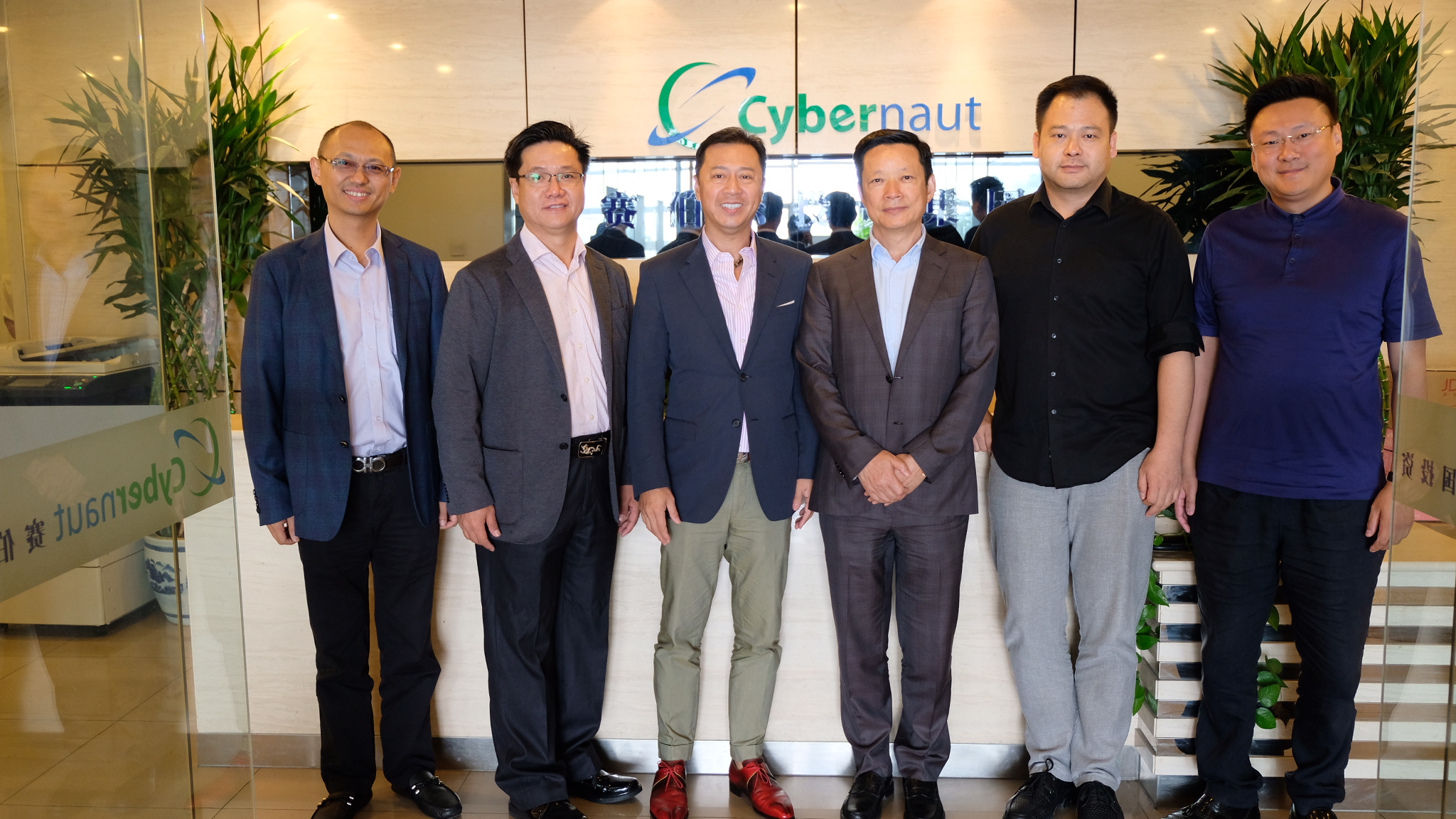 菲律賓總統(tǒng)特使李紫靖一行參觀訪問賽伯樂綠科